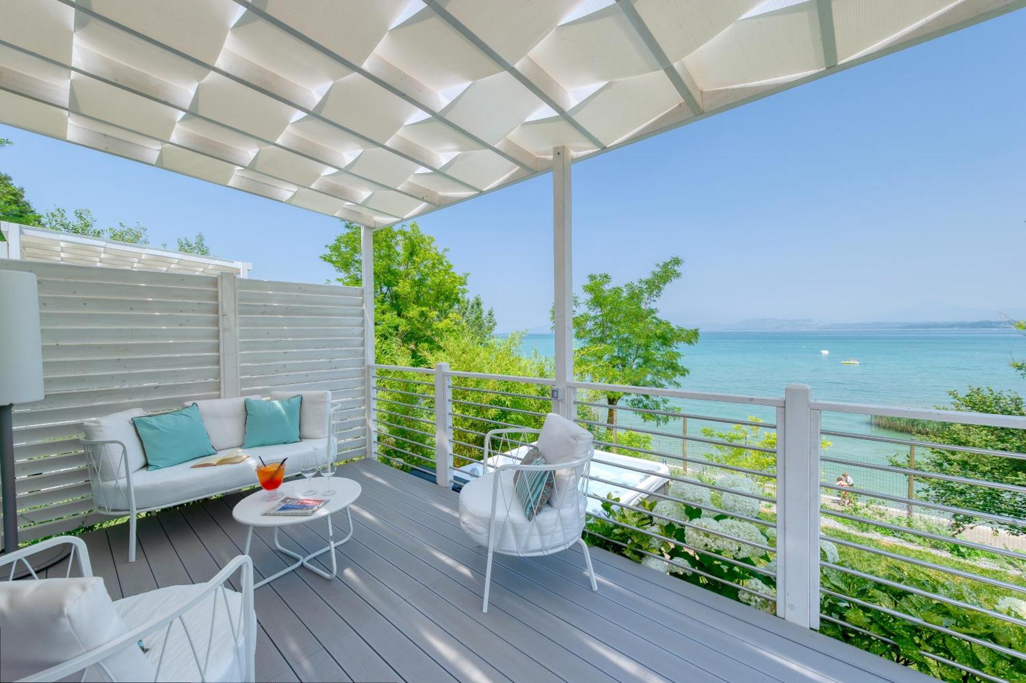 San Benedetto Camping Relais Песк'єра-дель-Гарда Екстер'єр фото