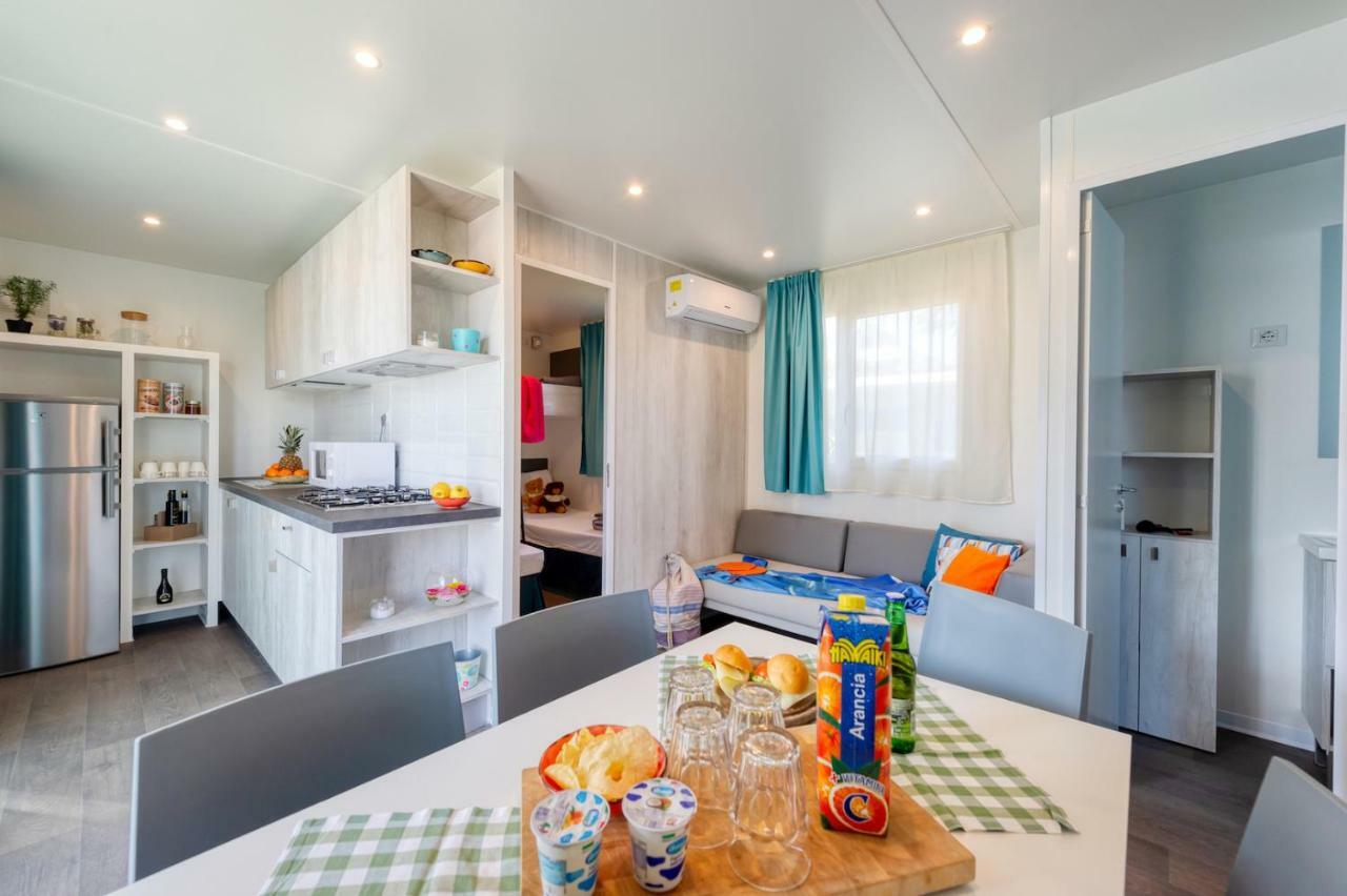 San Benedetto Camping Relais Песк'єра-дель-Гарда Екстер'єр фото